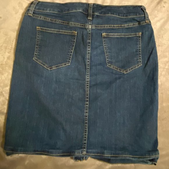 St John's Bay Denim Skirt Size 10 - Picture 3 of 10